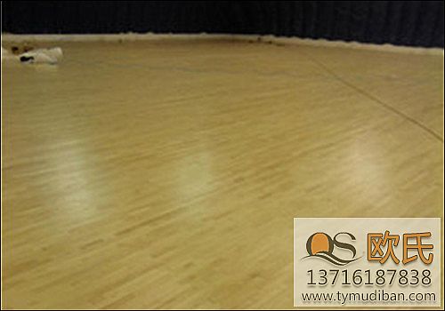 ��ľ�\�ӵذ�r���c�|(zh��)�����P(gu��n)ϵ